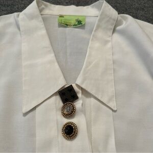 Vintage 1980s white blouse with ornate buttons size medium
